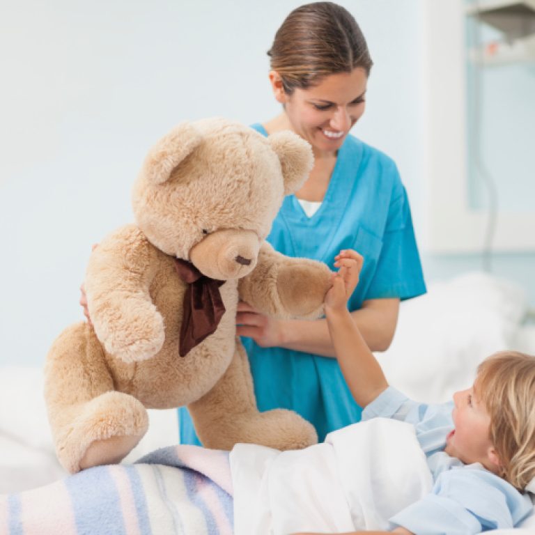 hasta çocuk görseli